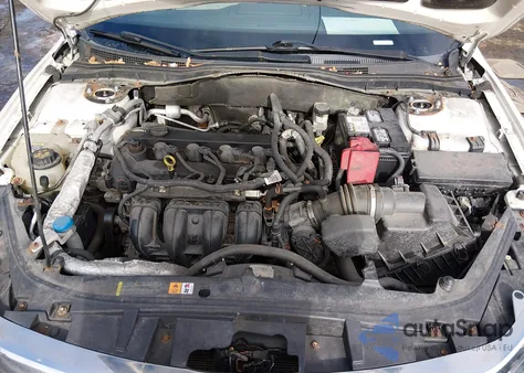 2012 Ford Fusion S z USA, uszkodzony, nr VIN 3FAHP0GA8CR118515